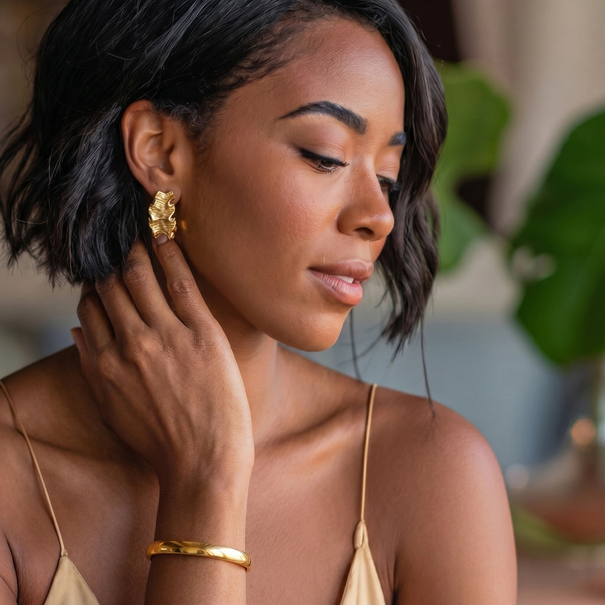 Bold Hinge Bangle by ViVi Sotto